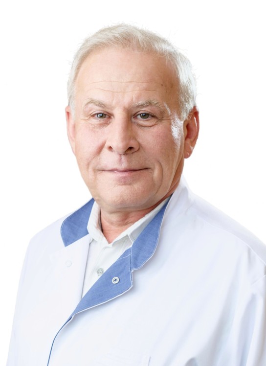 Врач Николаев Николай Николаевич