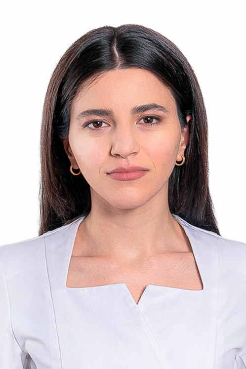 Врач Рустамова Гунель Бахмановна