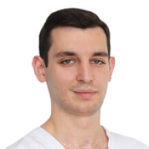 Врач Сахаров Эмиль Романович 