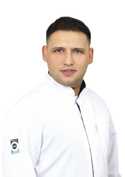 Врач Алкассаб Ахмад Магамедович 