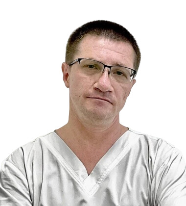 Врач Семенов Александр Геннадьевич 