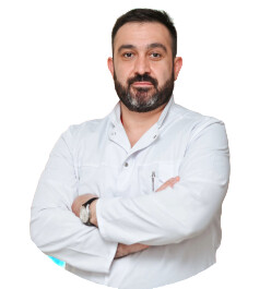 Врач Темесов Сармат Алимбекович 