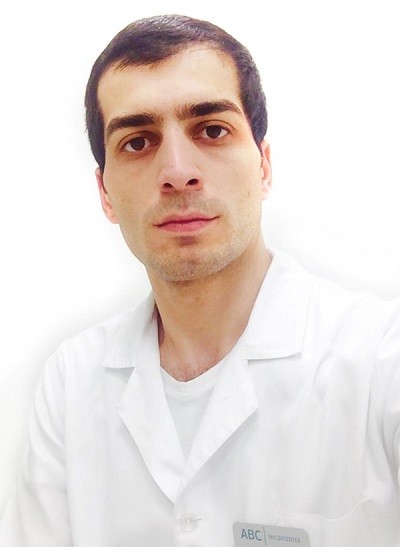 Врач Курбанов Мурад Казимович 