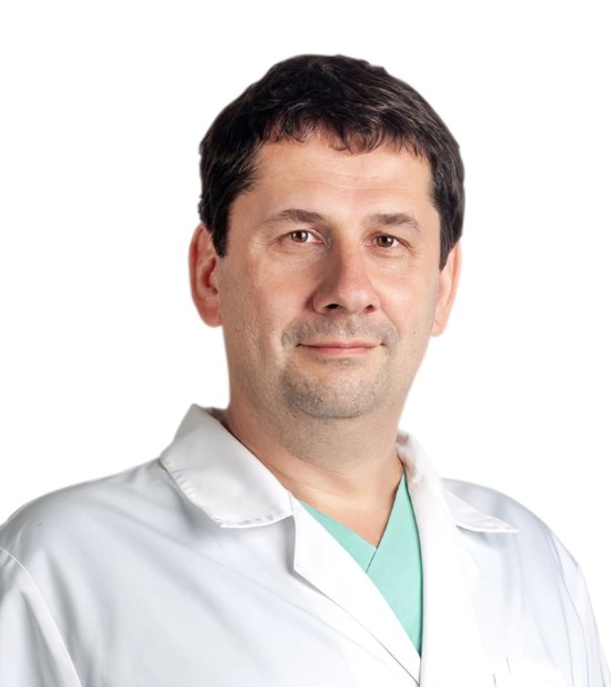 Врач Гуща Артем Олегович 