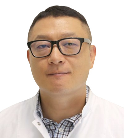 Врач Ли Игорь Константинович