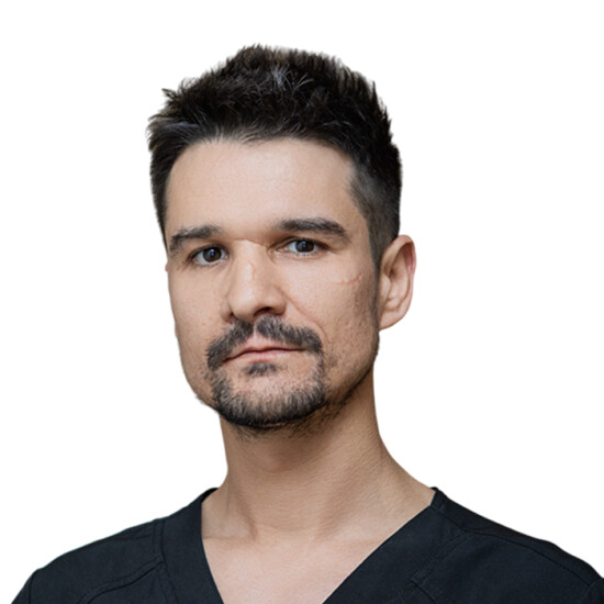 Врач Ларичев  Алексей  Сергеевич 