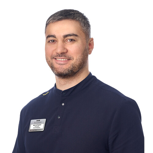 Врач Нигколов Алан Игоревич 