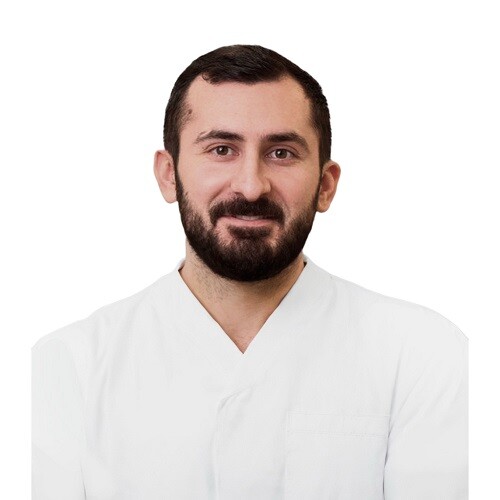 Врач Ахмурзаев Юнус Рамзанович 