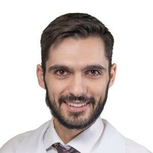 Врач Оганян Нарек Арменович 