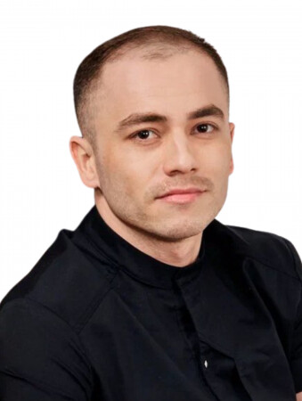 Врач Сайидов Азиз Авазович 