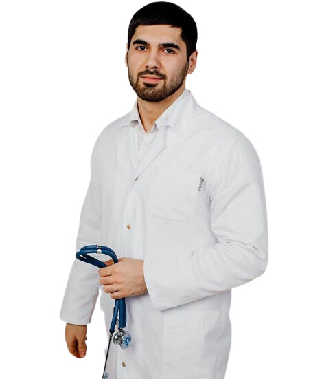 Врач Сапаров Алихан Аширович 