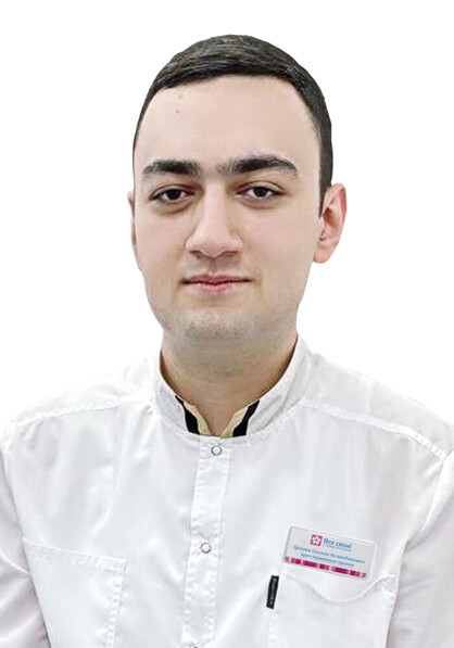 Врач Цогоев Сослан Асланбекович 