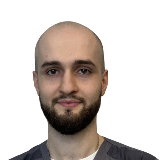 Врач Хакиев Дени Умарович 