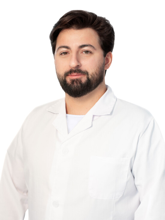 Врач Балакишиев Амир Алязович