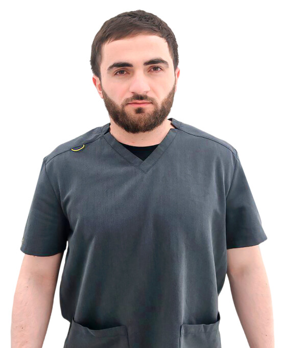 Врач Курашинов Алим Амдулович 