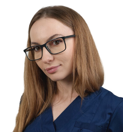 Врач Атаева Эльмира Руслановна 