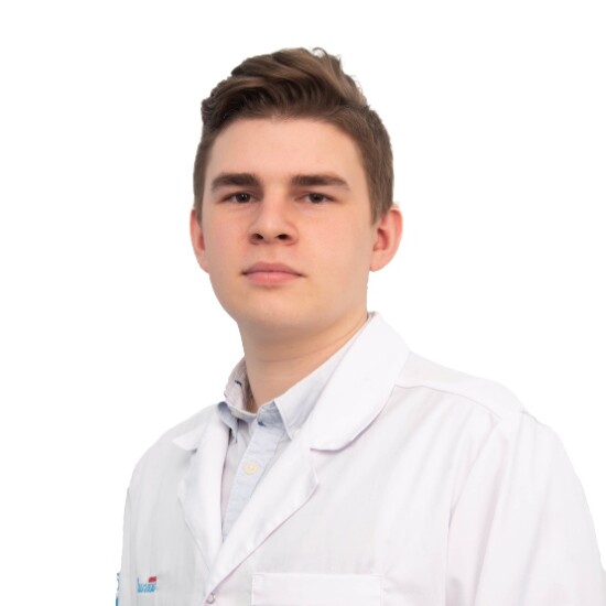Врач Алексеев Илья Андреевич
