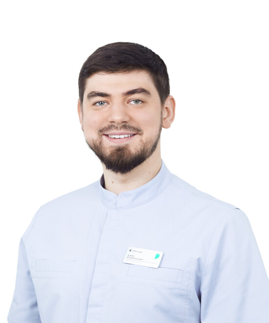 Врач Куряев Ислам Ильясович 