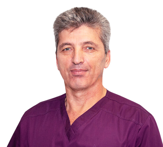 Врач Айларов Казбек Таджикович 