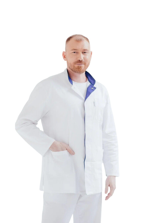 Врач Смолянинов Иван Сергеевич 