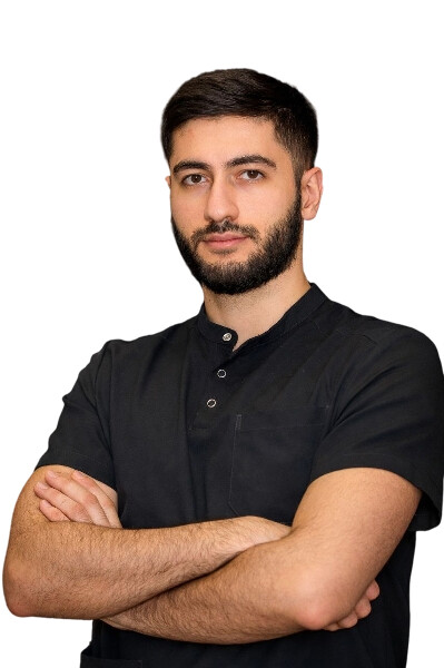 Врач Самедов Самед Исабалаевич 