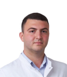 Врач Асриян Артём Юрьевич 