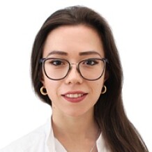 Врач Салимова Алиса Викторовна Врач — онколог 