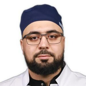 Врач Шахбанов Ильяс Усманович 