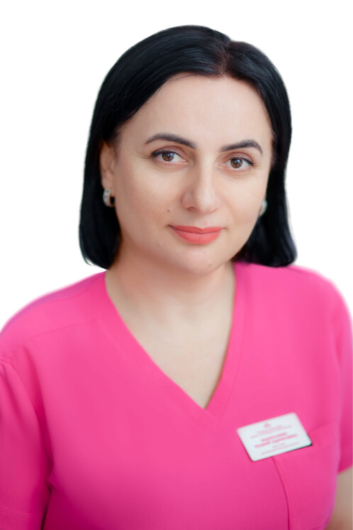 Врач Абдуллаева Разият Идрисовна 