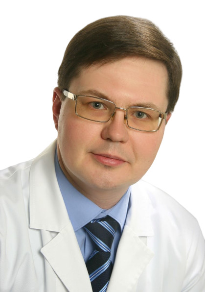 Врач Мамалыга Максим Леонидович 