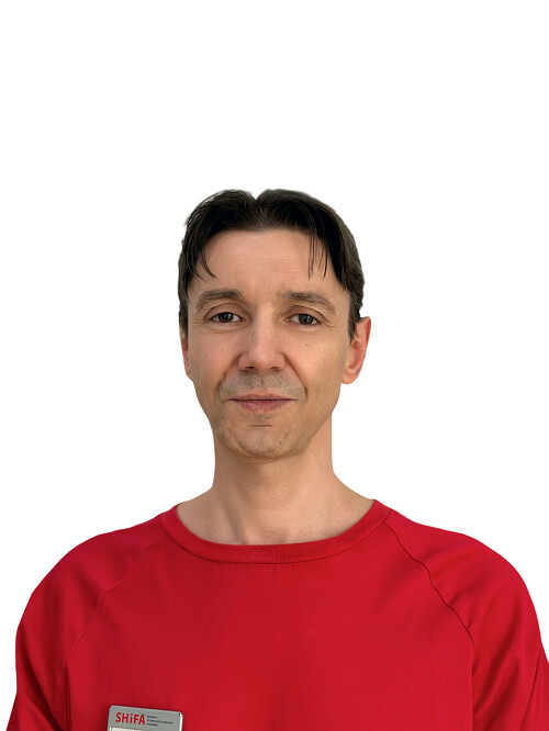 Врач Маркатун Максим Михайлович