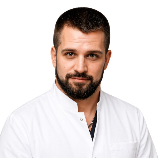 Врач Гусев Максим Дмитриевич 