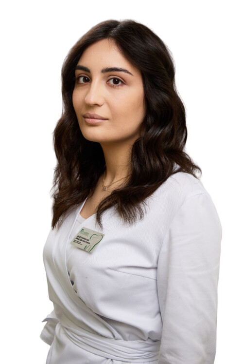 Врач Абдурахманова Айша Джамаловна 