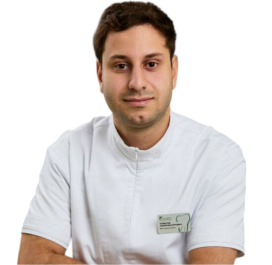 Врач Хайватов Нахум Бинсироевич