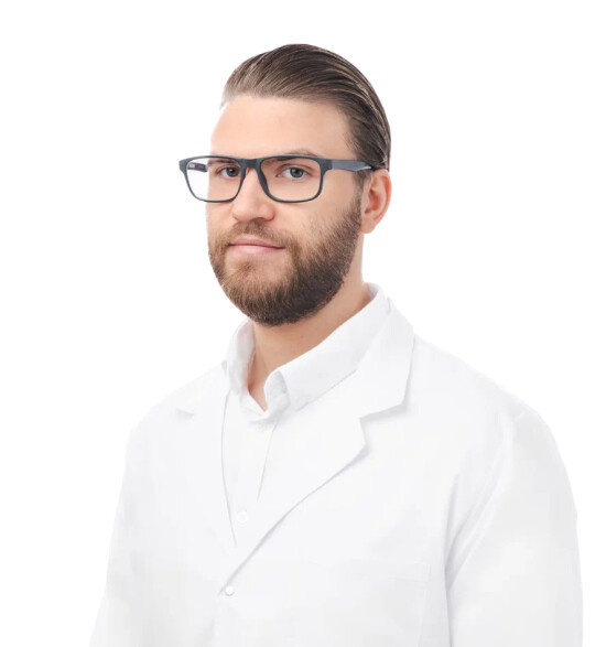 Врач Евтеев Евгений Олегович 