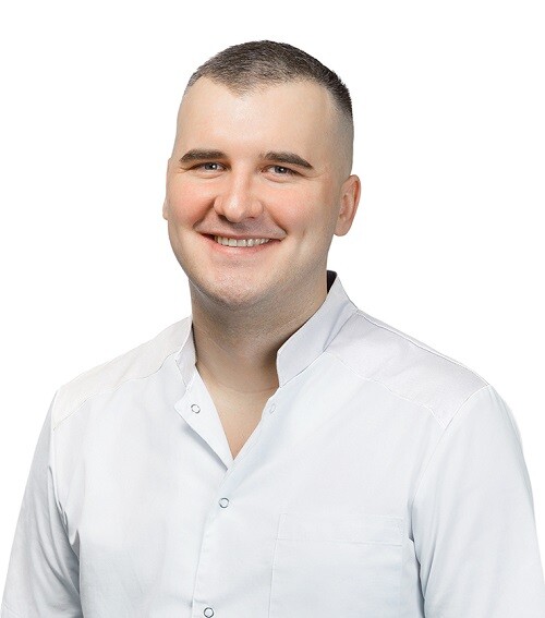 Врач Елисеев Дмитрий Сергеевич 