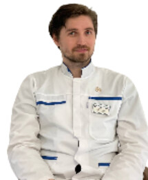 Врач Кананович Денис Аркадьевич 