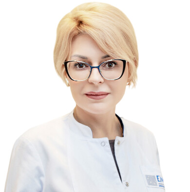 Врач Вахабова Юлия Вячеславовна 