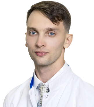 Врач Лойко Илья Евгеньевич 