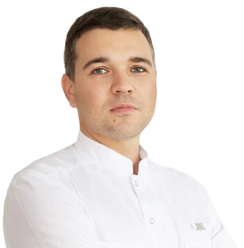 Врач Рязанцев Михаил Сергеевич 