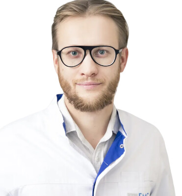 Врач Сергеев Глеб Сергеевич 