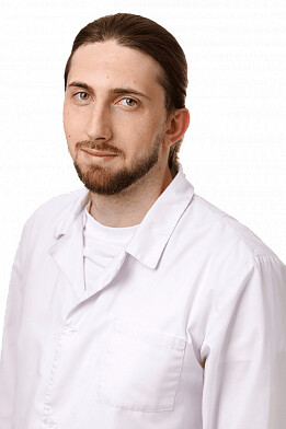 Врач Захаров Александр Игоревич 