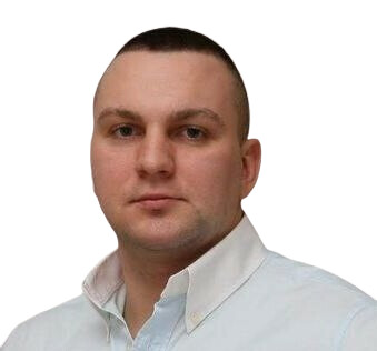 Врач Калиничев Павел Сергеевич 