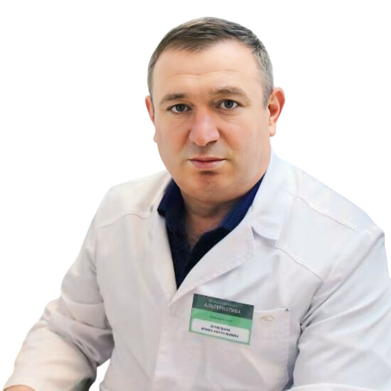 Врач Джамаев Джамал Ганипаевич 
