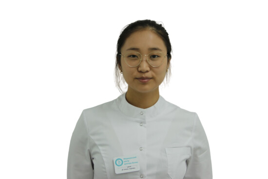 Врач Дё Хен Ми 