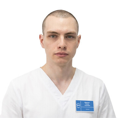 Врач Дзадзиев Герман Сергеевич 