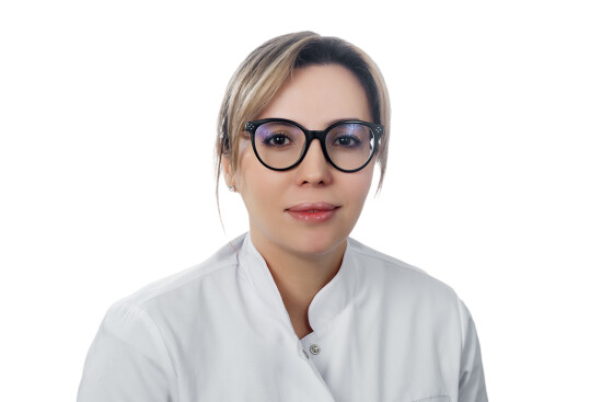 Врач Исаева Камилла Каламадиновна