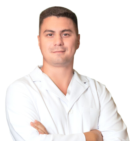 Врач Серебряков Артем Алексеевич 