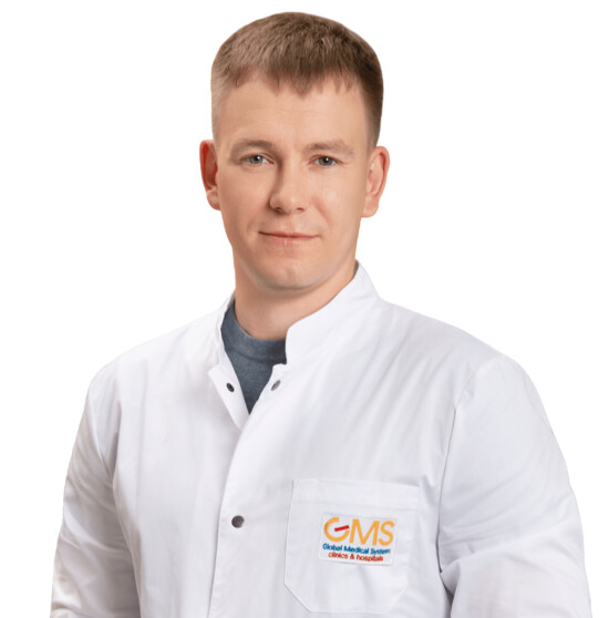Врач Гутоп Максим Максимович 