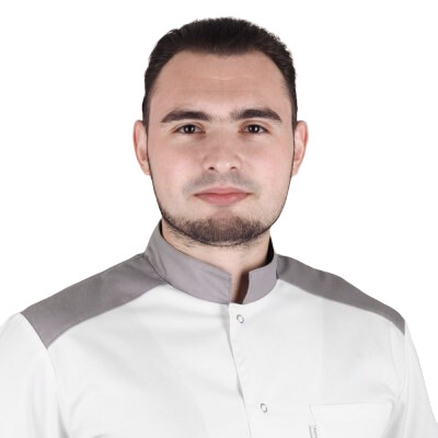 Врач Чернышов Максим Константинович 